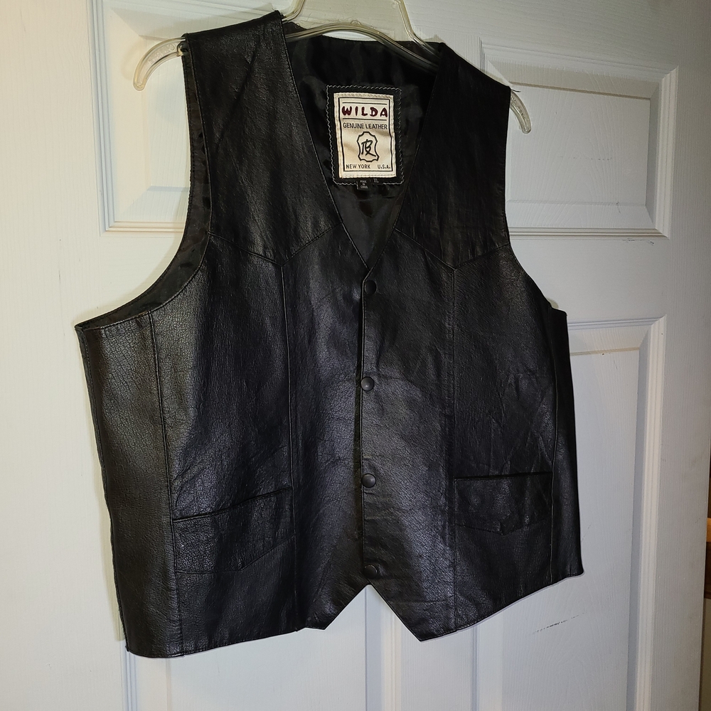 Wilda Men's Classic Black Leather Vest Size XL